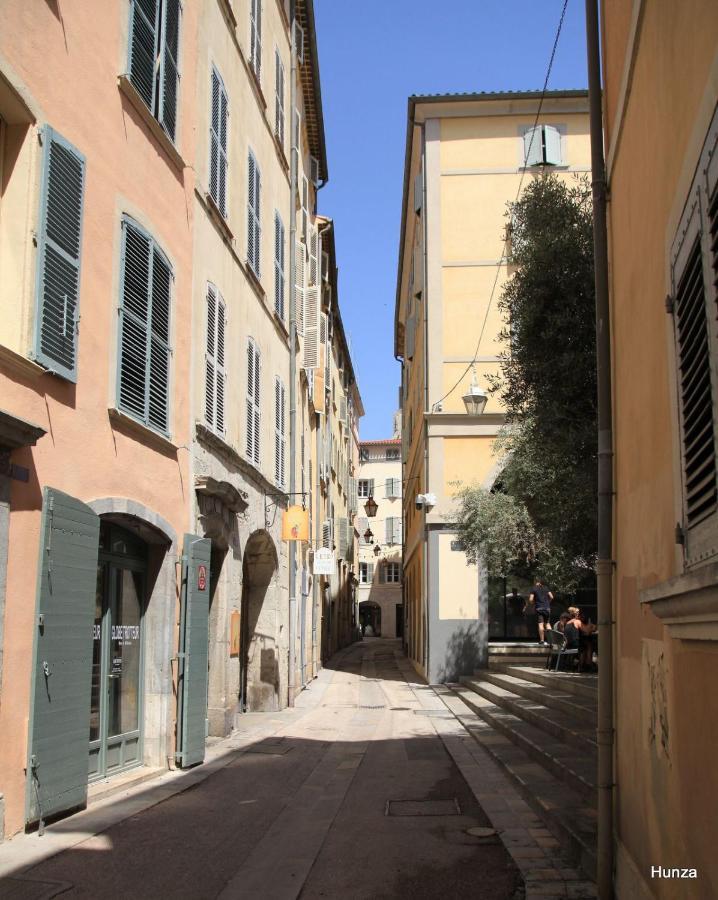 Appartement Chambre d'Hôtes sde, wc privé climatisé dans loft 80m2 Espace commun avec les habitants Salon et cuisine à Toulon Extérieur photo